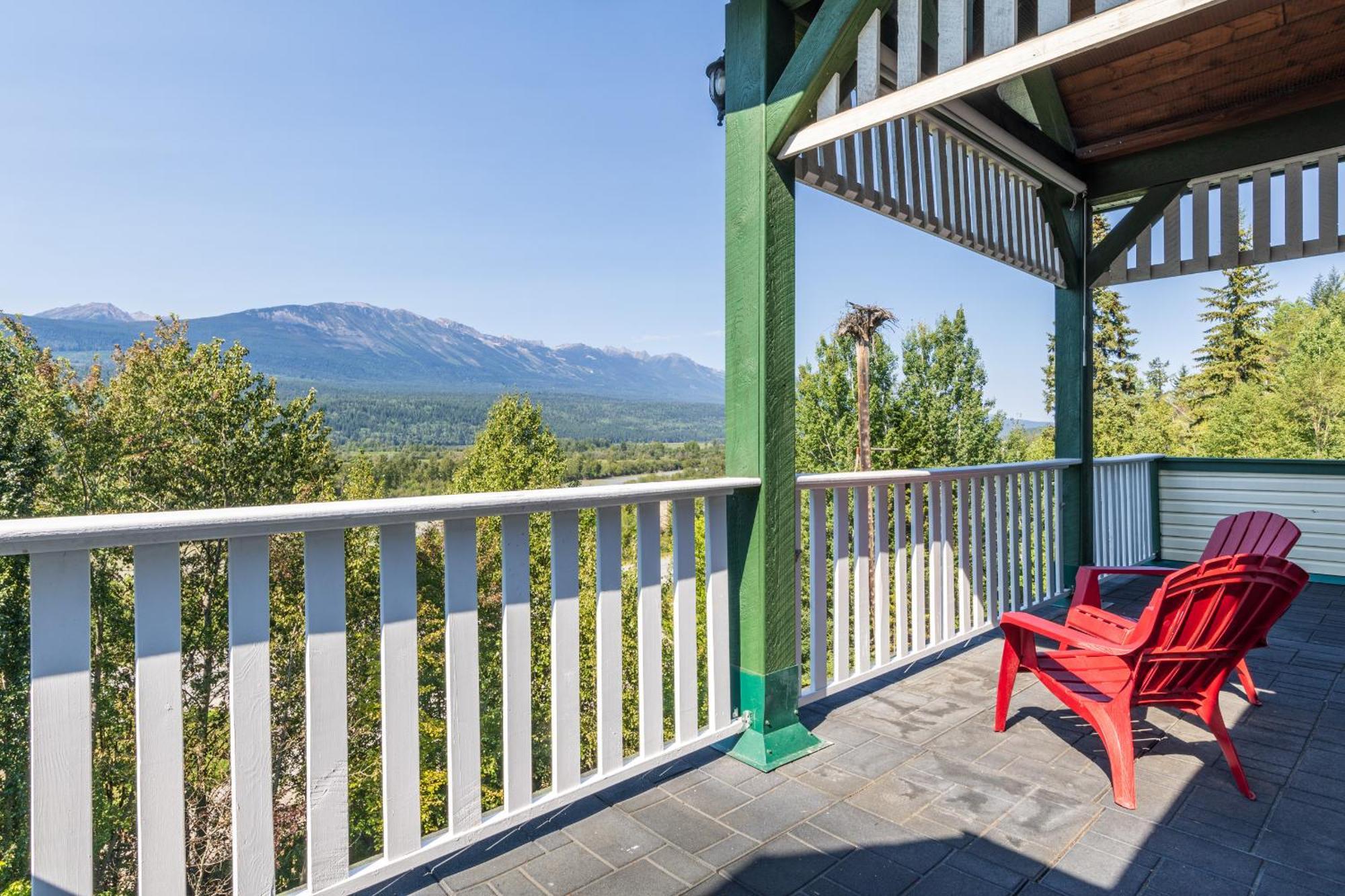 Golden Mountain View Suites - Sleeps up to 8, Convenient Self Check-in Buitenkant foto