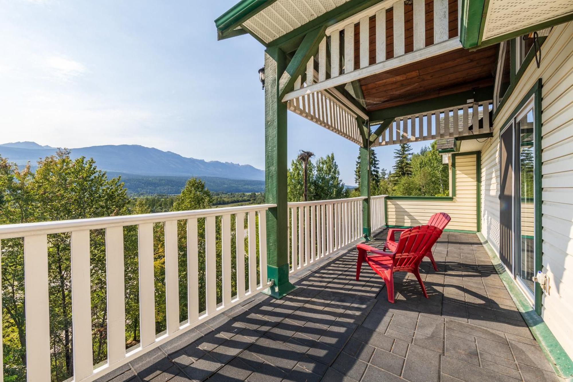 Golden Mountain View Suites - Sleeps up to 8, Convenient Self Check-in Buitenkant foto